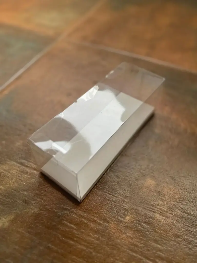 [Caja PVC 21 /A sin perforaciones] Caja PVC 21 (Espacio único)